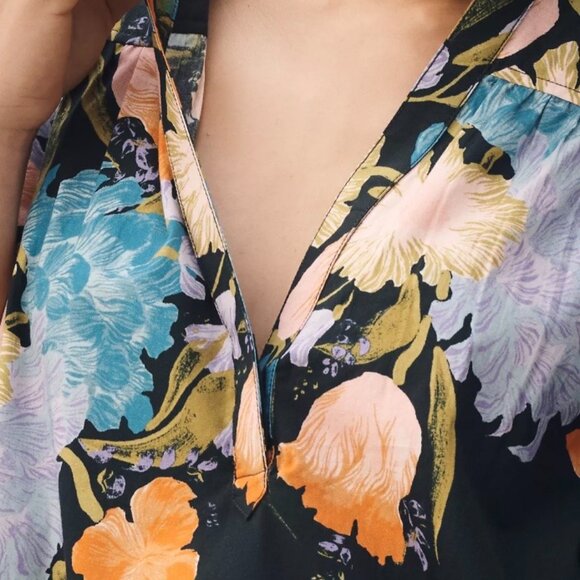 The Yukiko Noritake Darcey Popover Swing Top - Picture 3 of 5